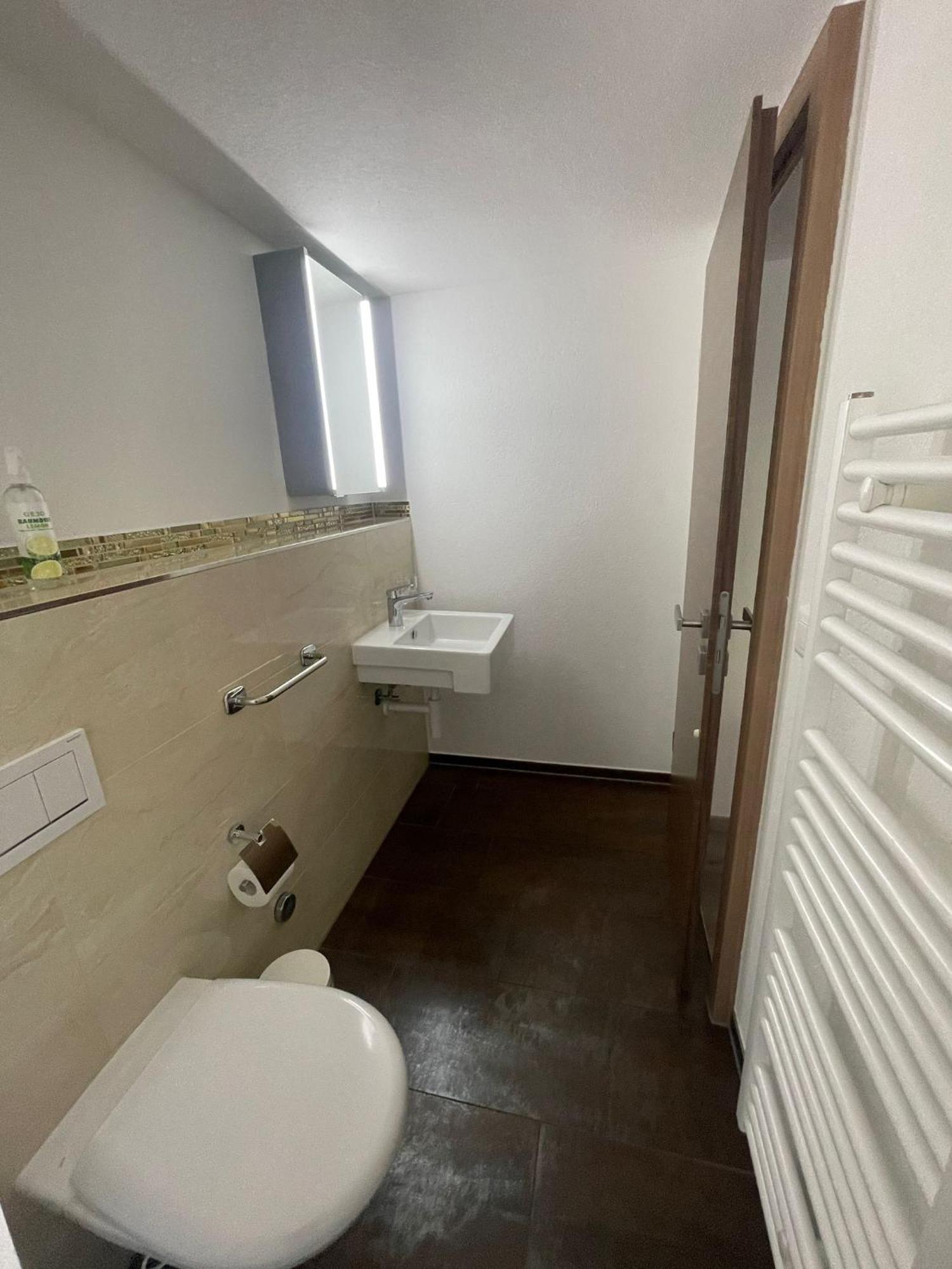 Hotel Krone Wassen Ngoại thất bức ảnh